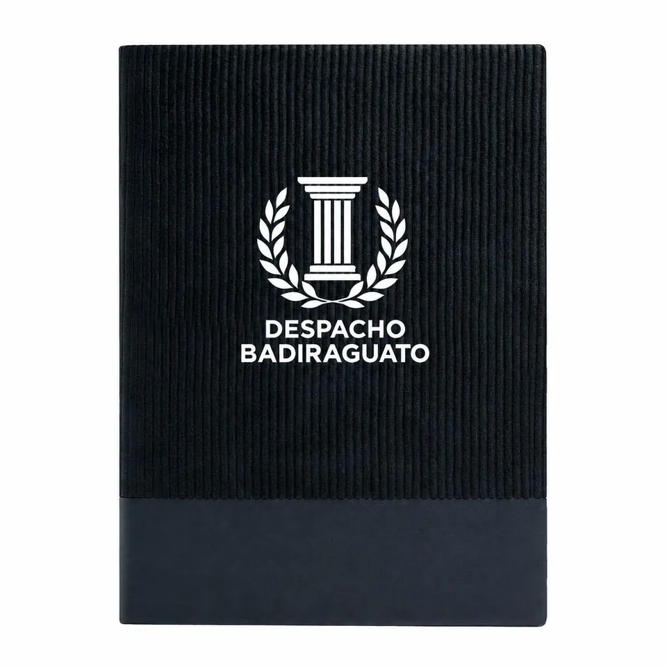 Libreta A5 Pasta Estrías Premium con logo de ejemplo